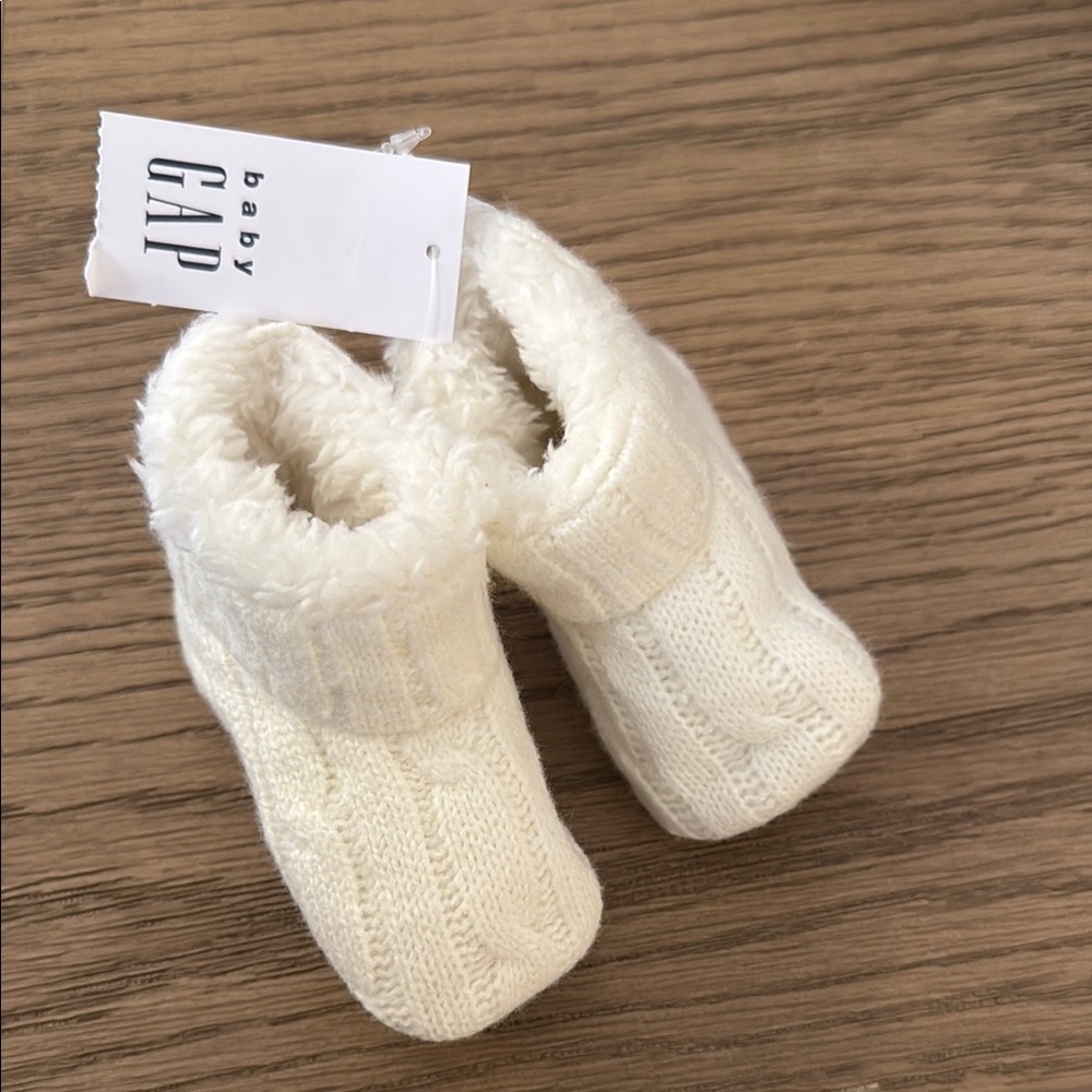 Baby GAP Cream Knit Booties